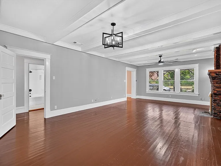 718 Haines Ave — Photo 8