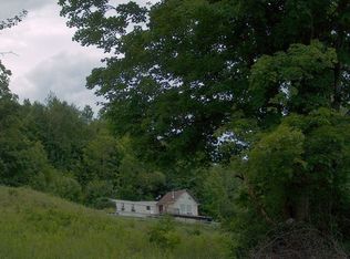 670 Th 26, Irasburg, VT 05845