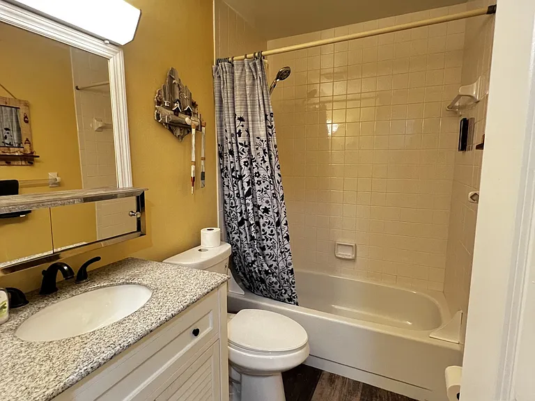 7104 Nantucket Cir #1 — Photo 18