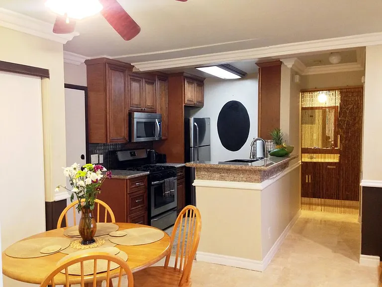 20/20 Villa Apts — Photo 16