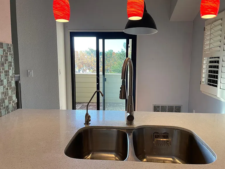 2025 Flickinger Way — Photo 5
