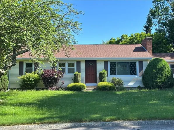 42 Tee Jay Dr, Seekonk, MA 02771