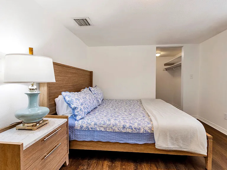 4430 W Wallace Ave — Photo 7