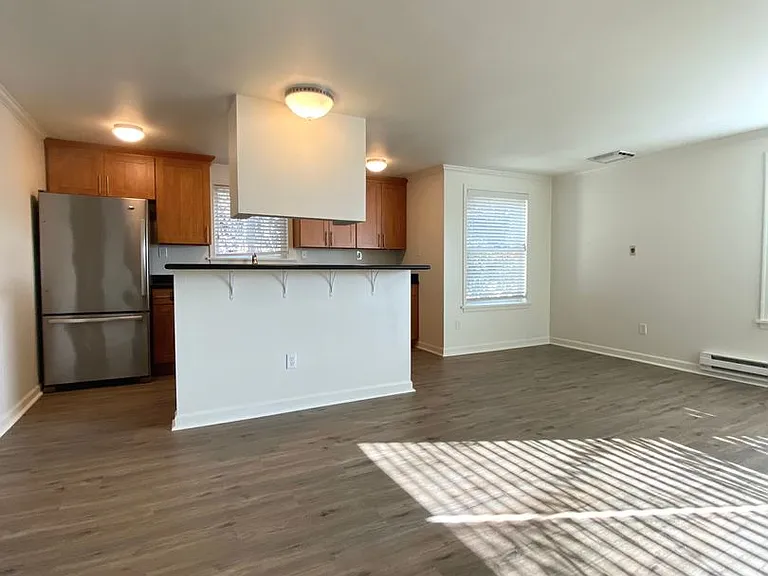 1410 W Raye St — Photo 8