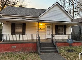 535 N 12th St, Griffin, GA 30223