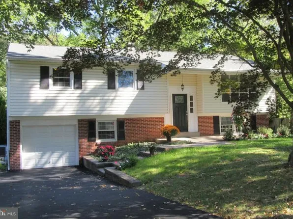 159 N Traymore Ave, Ivyland, PA 18974