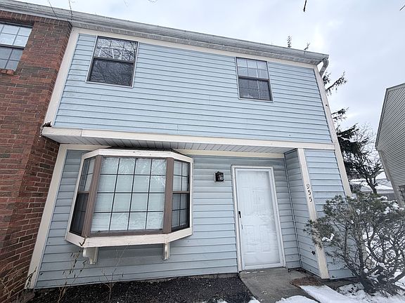 2nd image of 955 Cross Country Dr W