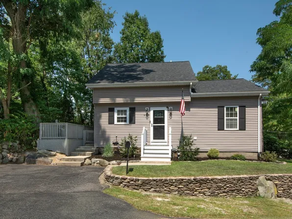 218 Westminster Rd, Weymouth, MA 02189