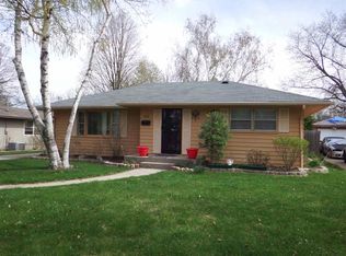 3732 Beach St, Rockford, IL