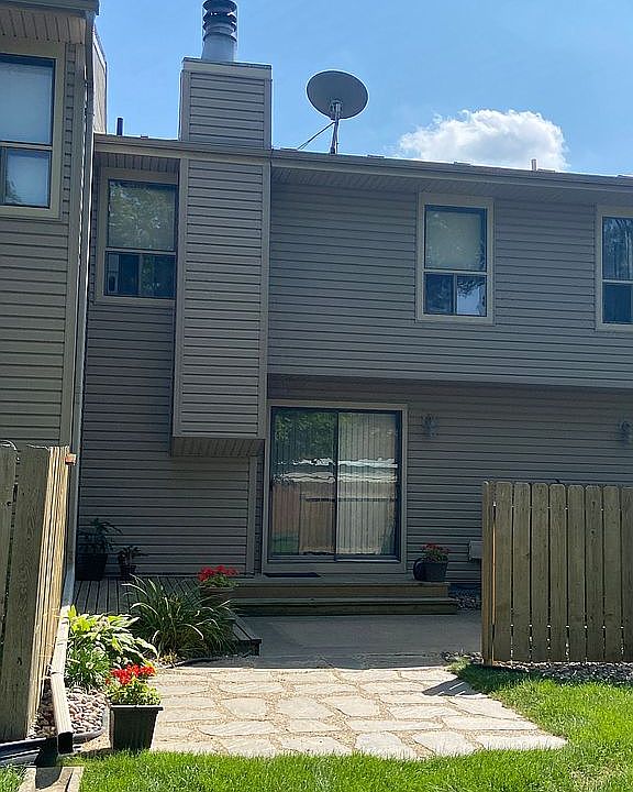 2nd image of 2904 S Cedar St APT 2