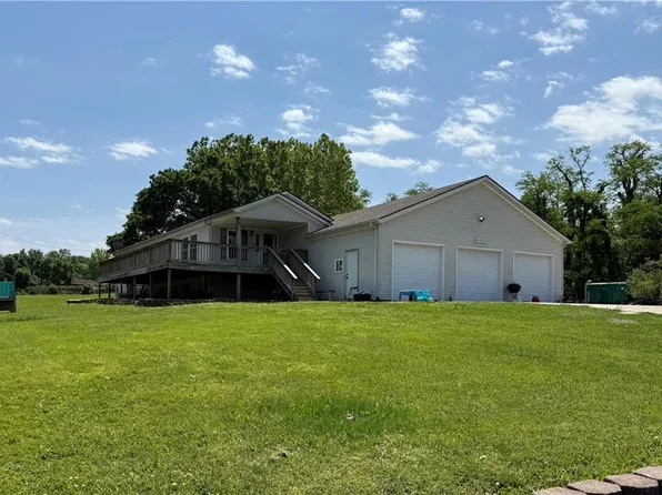5125 Swartz Rd, Kansas City, KS 66106