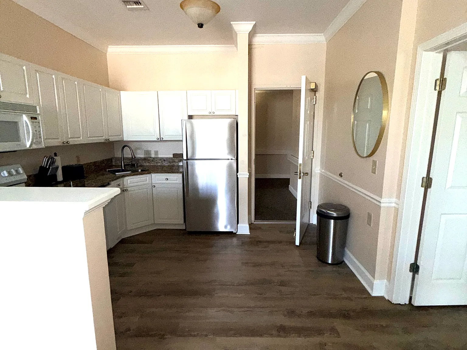 1 bed, 667 sqft, $1,650 — Photo 4