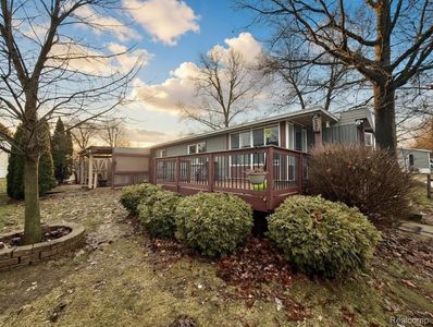 277 W Glengarry Ct, Highland, MI, 48357