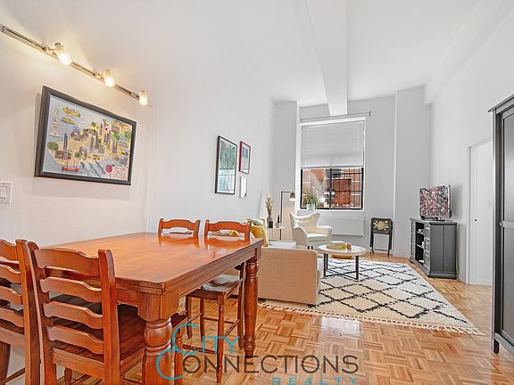 4th image of 310 E 46th St APT 11Q