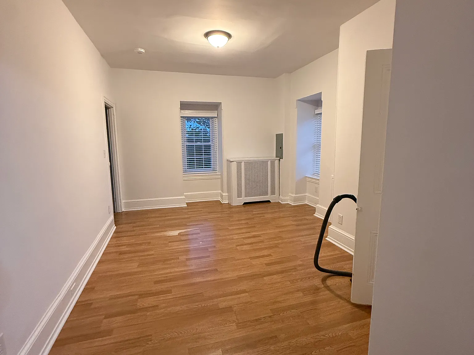 925 Susquehanna Rd — Photo 3