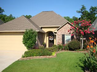 12431 Dutchtown Villa Dr, Geismar, LA 70734