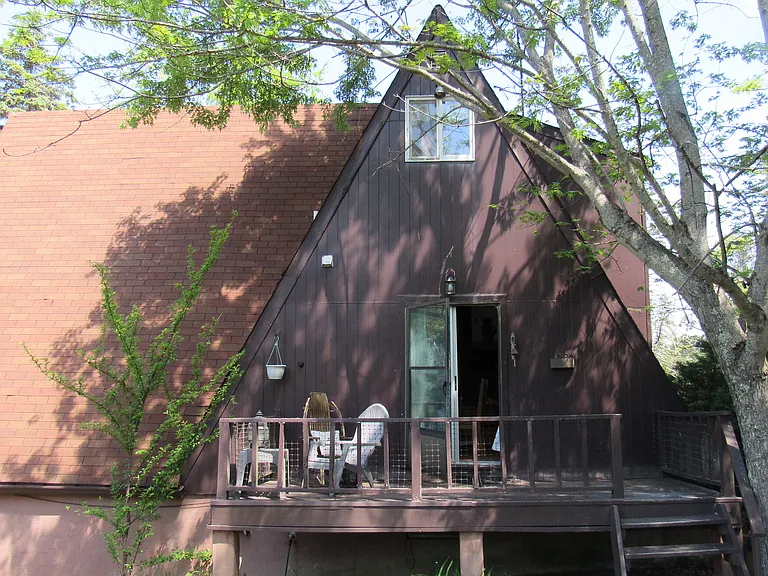 340 Goheen St — Photo 3