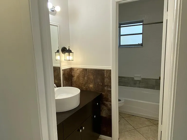 3181 SW 13th St #409 — Photo 18