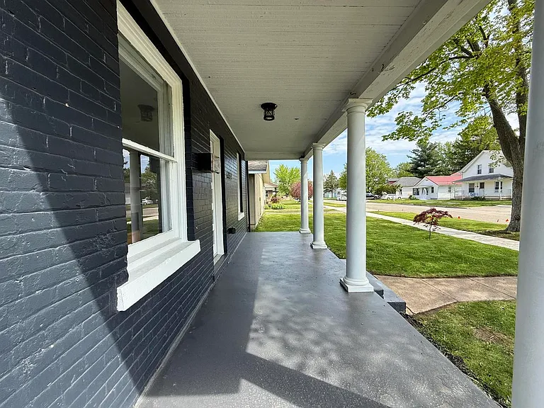 614 Magnolia St — Photo 9