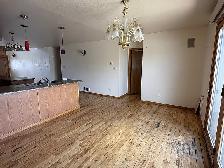 1421 Thaxton Ct #1 — Photo 4