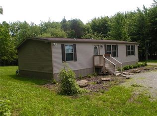 2522 Oneida Valley Rd, Petrolia, PA 16050