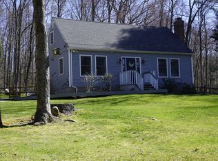 40 Carlson Dr, New Hartford, CT 06057
