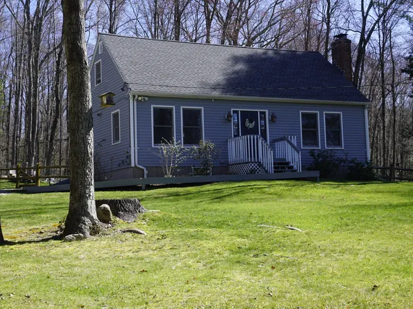 40 Carlson Drive, New Hartford, CT 06057