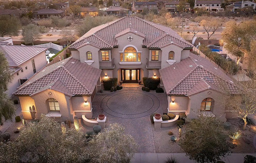 Property main image
