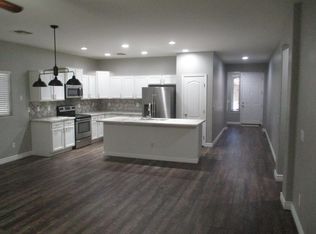 1241 W Desert Glen Dr, San Tan Valley, AZ 85143