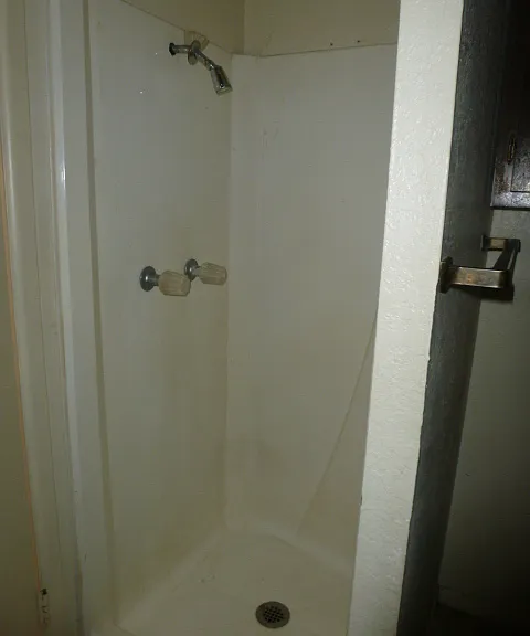 927 Minter Ln — Photo 12