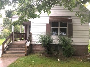 22 Meadle St, Mount Clemens, MI 48043