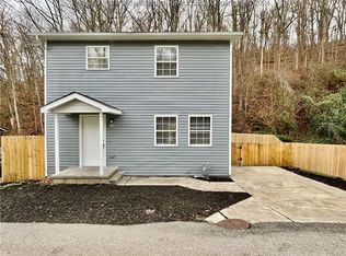 1585 S 19th St W, Huntington, WV 25701