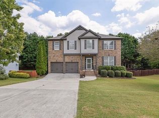 4001 Triton Ives Dr, Auburn, GA 30011