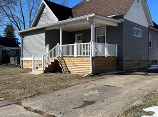 118 W 5th St, Bicknell, IN 47512