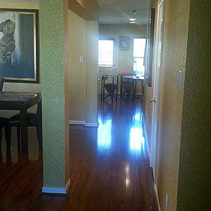 2nd image of 1915 Mackenze Way