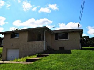 999 McCoy Rd, Mc Kees Rocks, PA 15136