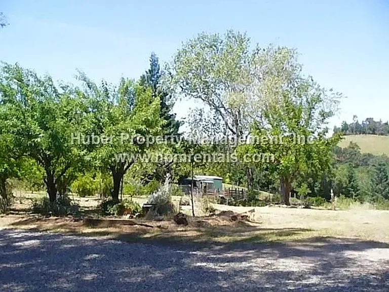 2040 Pyrite Ln — Photo 3