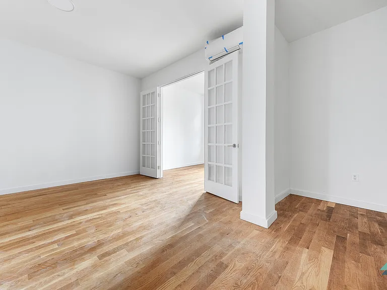 441 Wilson Ave #1 — Photo 6