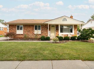 2615 Athena Dr, Troy, MI