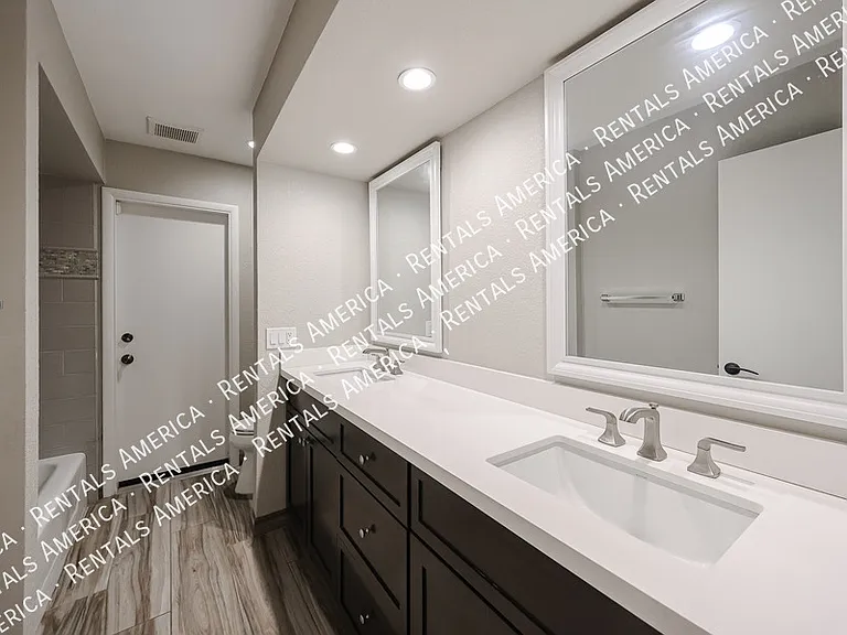 15811 E Richwood Ave — Photo 26