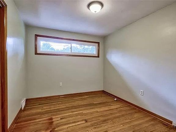 5th image of 211 Neely School Rd