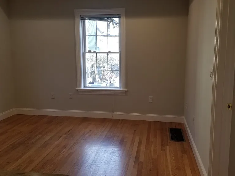 396 Norfolk St #1 — Photo 9