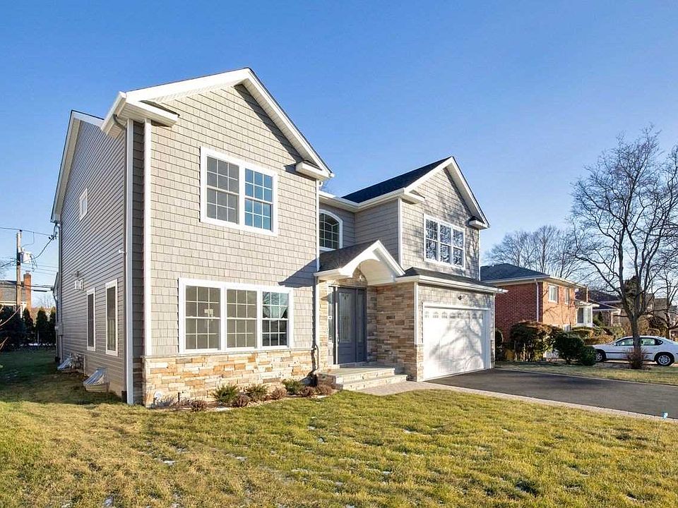 1st image of 34 Evelyn Ln