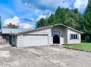 1411 S Calumet Dr, Worthington, KY