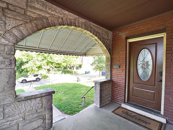 3rd image of 2538 Hansford Pl