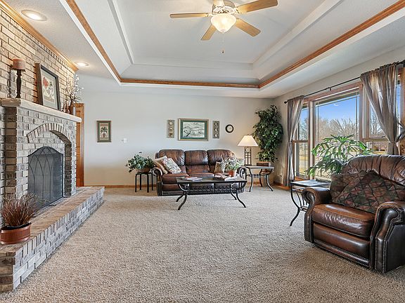 Another view of Grt Rm