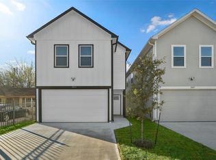 1065 Saint Clair St, Houston, TX 77088