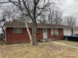 3730 York Dr, Saginaw, MI