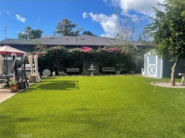 12201 Emelita St, Valley Village, CA 91607