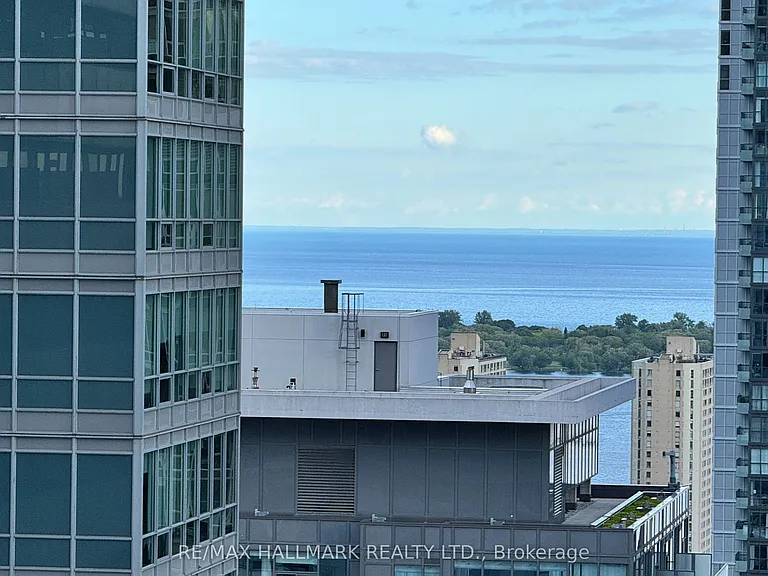 21 Widmer St #3607 — Photo 5